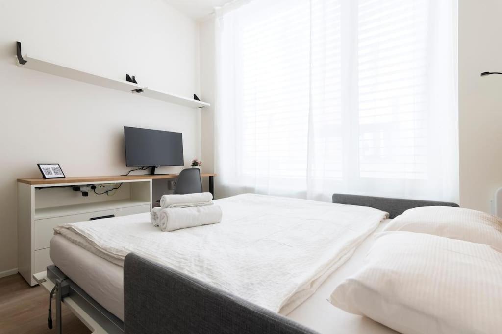 Tiny Flat, 1gb Wifi, Smart Tv, Air Condition Appartamento