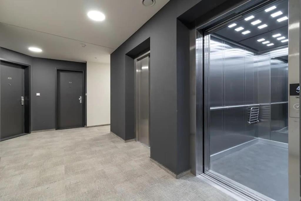 Appartamento Tiny Flat, 1gb Wifi, Smart Tv, Air Condition *